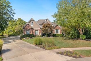 4904 LEWIS Drive, Shawnee, KS 66226