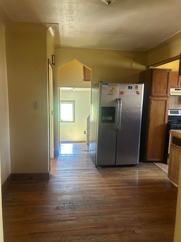 8105 Toepfer, Warren, MI 48089