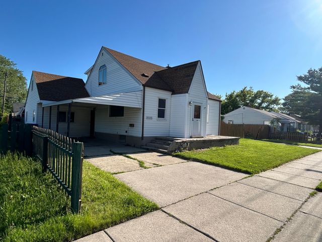 8105 Toepfer, Warren, MI 48089