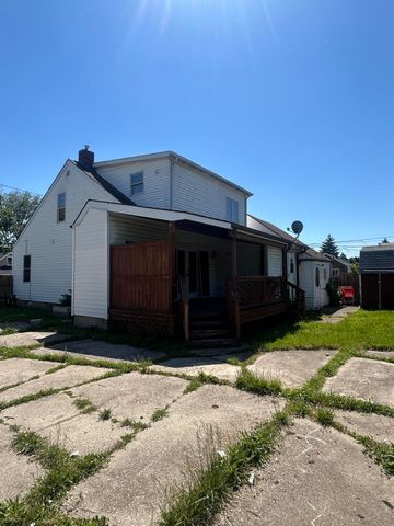 8105 Toepfer, Warren, MI 48089
