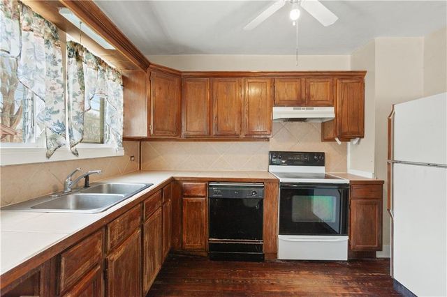 9735 Winner Road, Independence, MO 64052