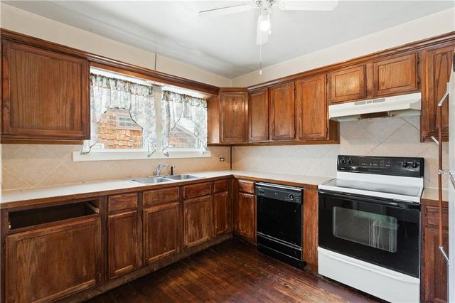 9735 Winner Road, Independence, MO 64052