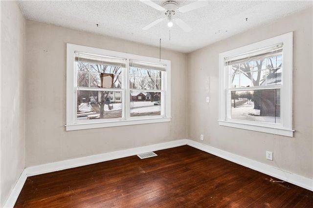 9735 Winner Road, Independence, MO 64052