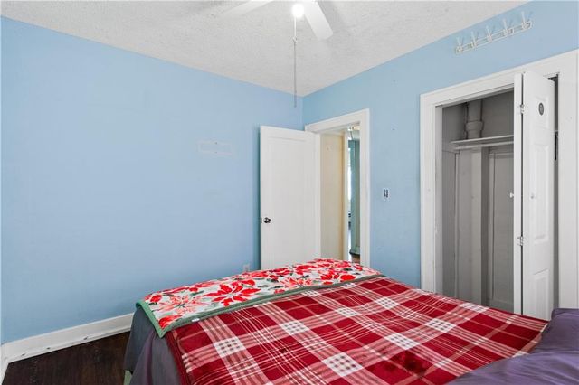 9735 Winner Road, Independence, MO 64052