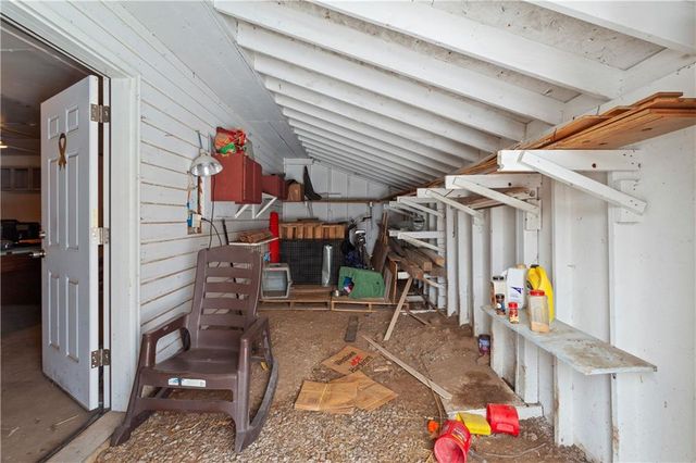 9735 Winner Road, Independence, MO 64052