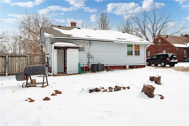 9735 Winner Road, Independence, MO 64052