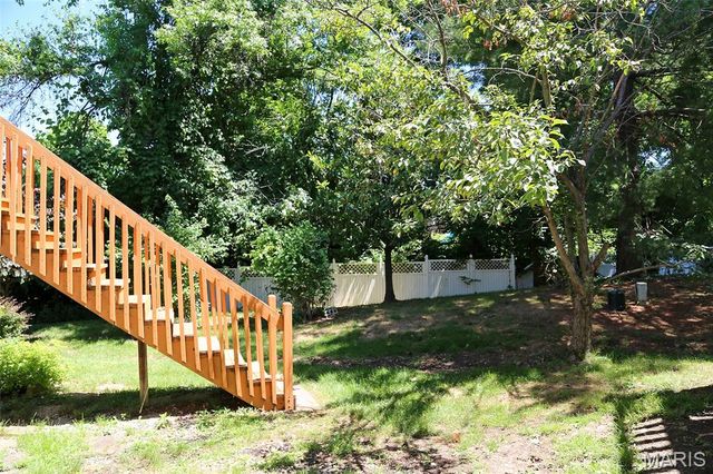 8628 Glenmont Court, St Louis, MO 63123