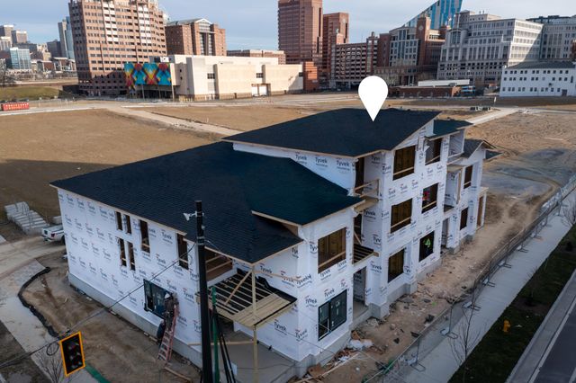 124 W 4th Street, Covington, KY 41011