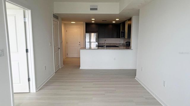 5587 MILLENIA BOULEVARD 213, Orlando, FL 32839