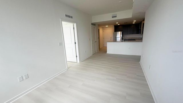 5587 MILLENIA BOULEVARD 213, Orlando, FL 32839