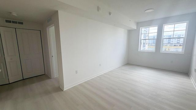 5587 MILLENIA BOULEVARD 213, Orlando, FL 32839