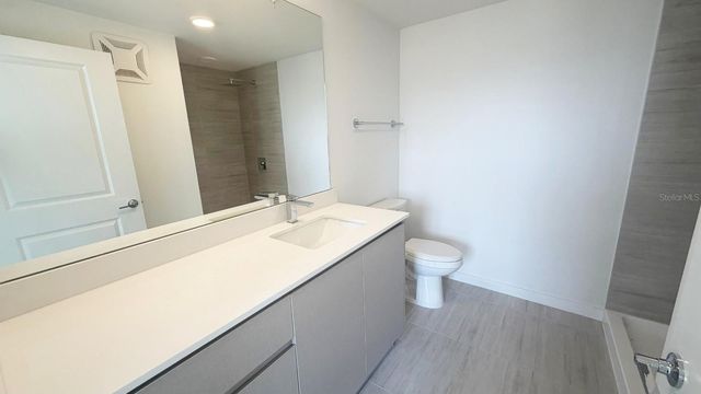 5587 MILLENIA BOULEVARD 213, Orlando, FL 32839