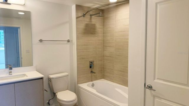 5587 MILLENIA BOULEVARD 213, Orlando, FL 32839