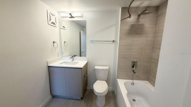 5587 MILLENIA BOULEVARD 213, Orlando, FL 32839