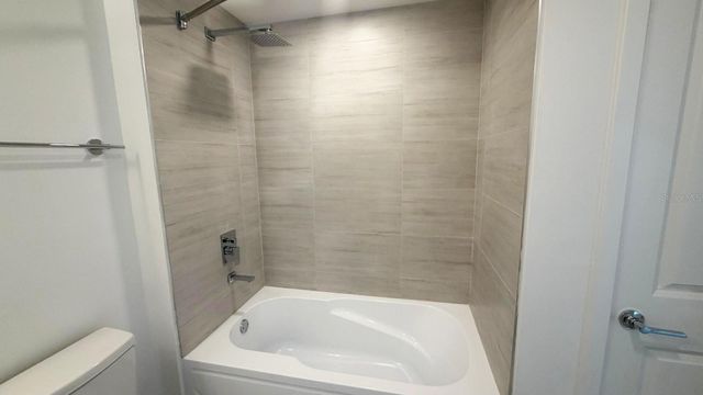 5587 MILLENIA BOULEVARD 213, Orlando, FL 32839