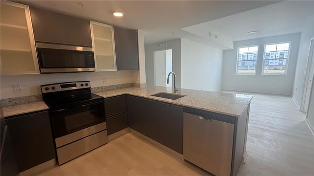 5587 MILLENIA BOULEVARD 213, Orlando, FL 32839