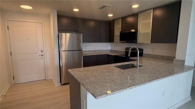 5587 MILLENIA BOULEVARD 213, Orlando, FL 32839