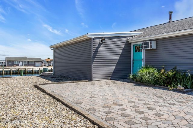 209 Fernwood Drive, Bayville, NJ 08721