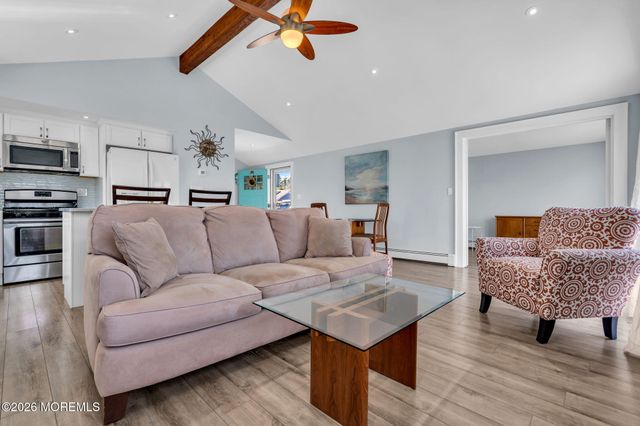 209 Fernwood Drive, Bayville, NJ 08721