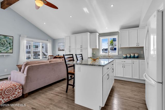 209 Fernwood Drive, Bayville, NJ 08721