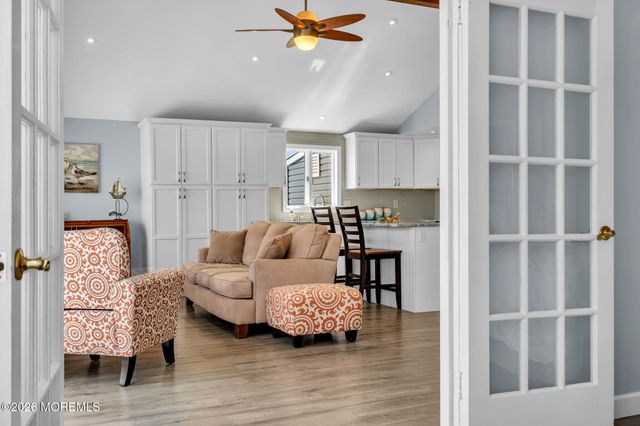 209 Fernwood Drive, Bayville, NJ 08721