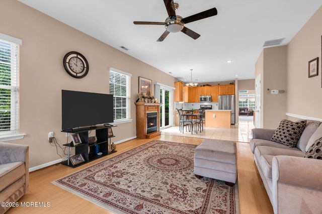 17 Falstaff Drive, Manchester, NJ 08759
