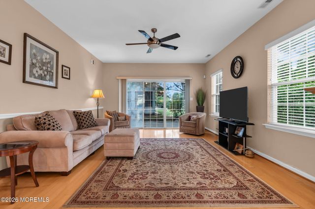 17 Falstaff Drive, Manchester, NJ 08759