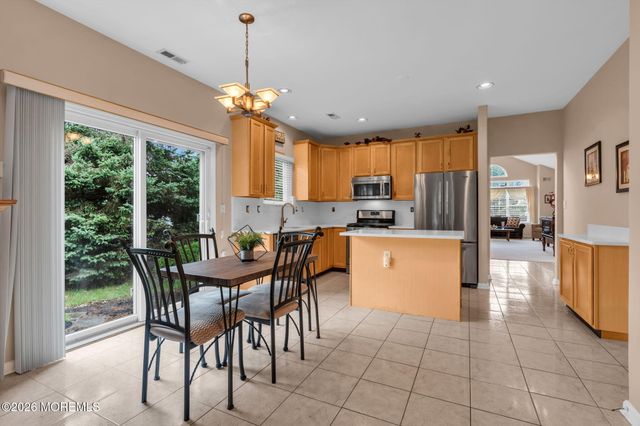 17 Falstaff Drive, Manchester, NJ 08759