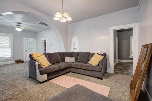 709 S Hadden Street, El Reno, OK 73036