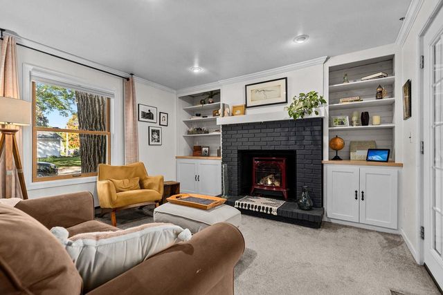 544 W SEYMOUR STREET, Appleton, WI 54915