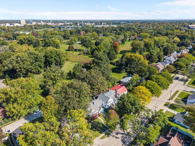 544 W SEYMOUR STREET, Appleton, WI 54915