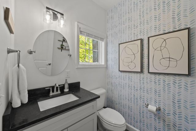 512 Greenacre Circle, Howard, OH 43028