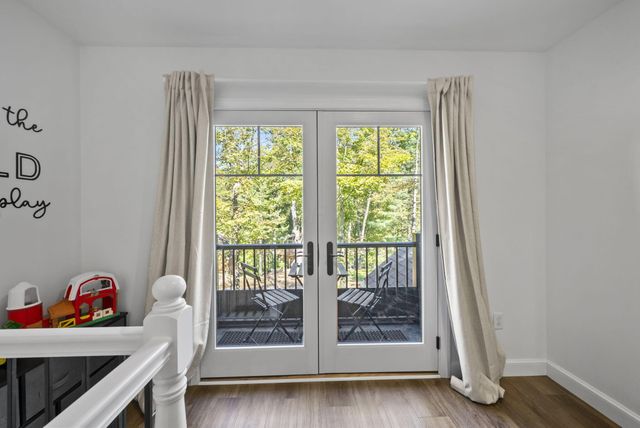 512 Greenacre Circle, Howard, OH 43028