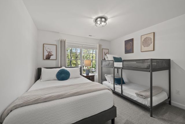 512 Greenacre Circle, Howard, OH 43028