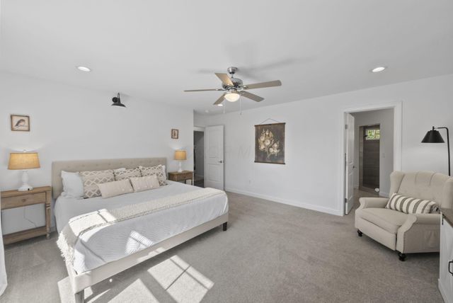 512 Greenacre Circle, Howard, OH 43028