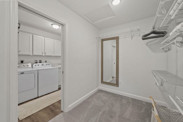 512 Greenacre Circle, Howard, OH 43028