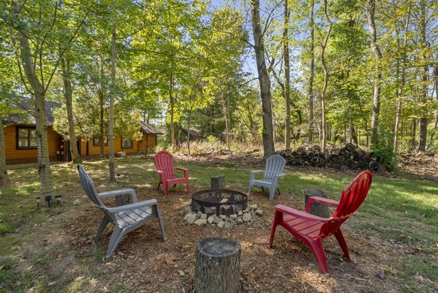 512 Greenacre Circle, Howard, OH 43028