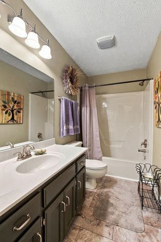 5038 Windland Dr, Springfield, TN 37172