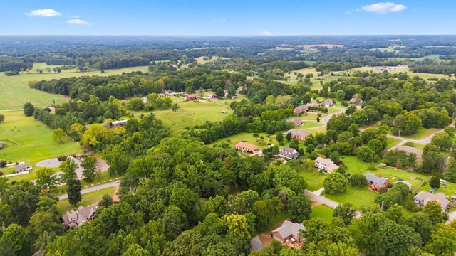 5038 Windland Dr, Springfield, TN 37172
