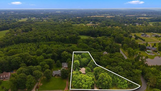 5038 Windland Dr, Springfield, TN 37172