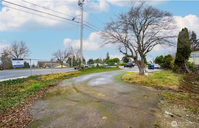 20254 108 Ave SE, Kent, WA 98031