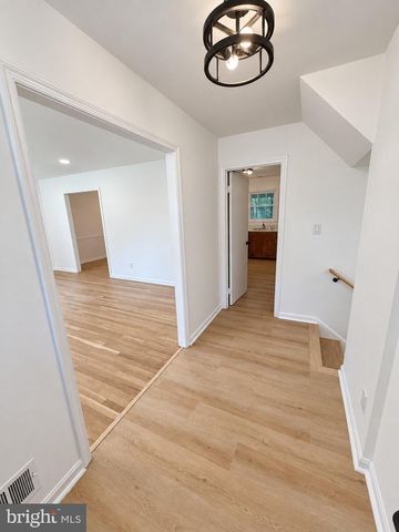 11906 HENRY FLEET DR, Potomac, MD 20854