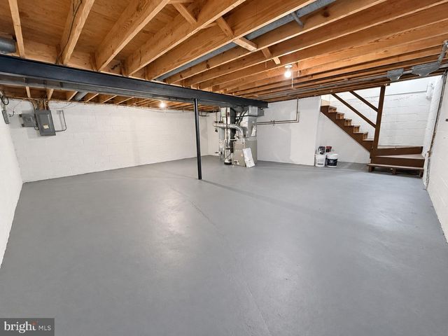 11906 HENRY FLEET DR, Potomac, MD 20854