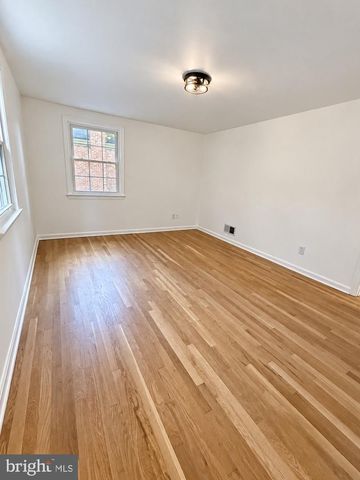11906 HENRY FLEET DR, Potomac, MD 20854