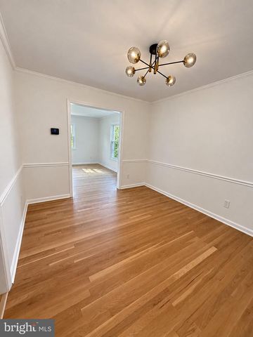 11906 HENRY FLEET DR, Potomac, MD 20854
