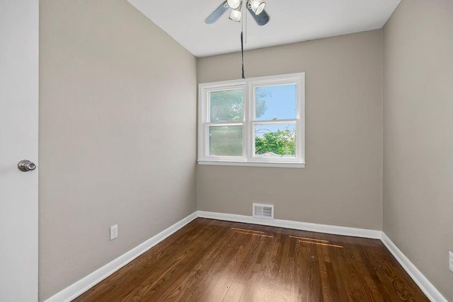 2620 NE 56th Terrace, Gladstone, MO 64118