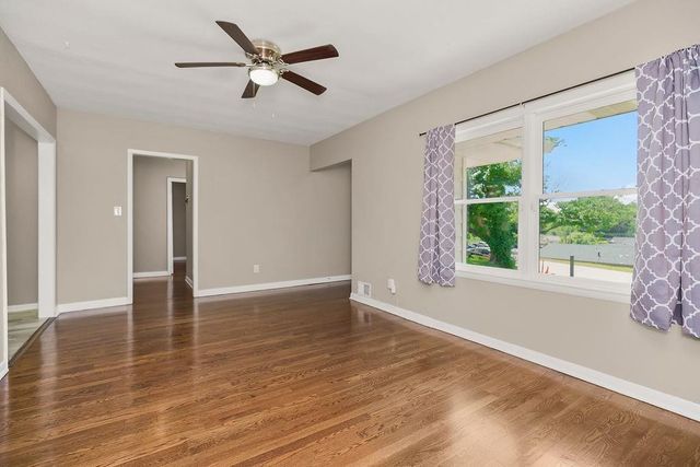 2620 NE 56th Terrace, Gladstone, MO 64118