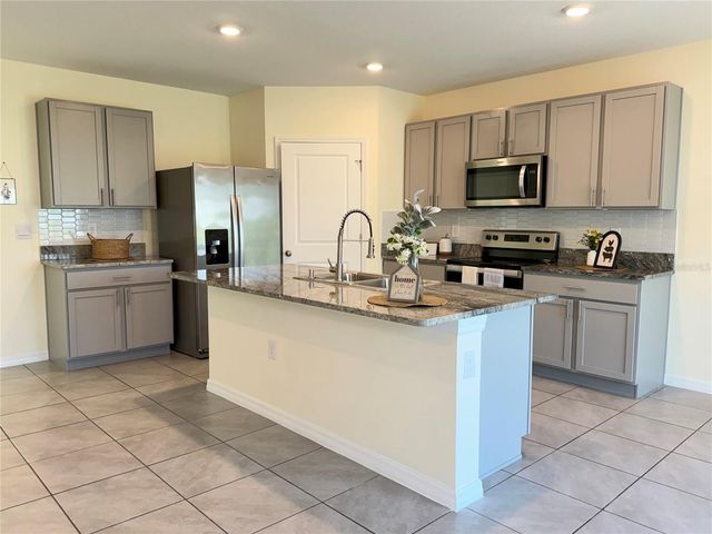 39 HICKORY COURSE WAY, Ocala, FL 34472