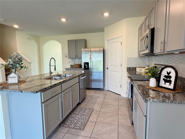 39 HICKORY COURSE WAY, Ocala, FL 34472