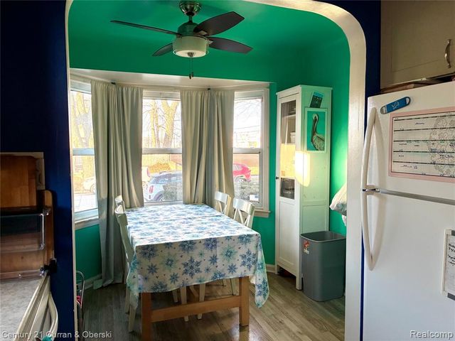 7592 Ready Avenue, Warren, MI 48091